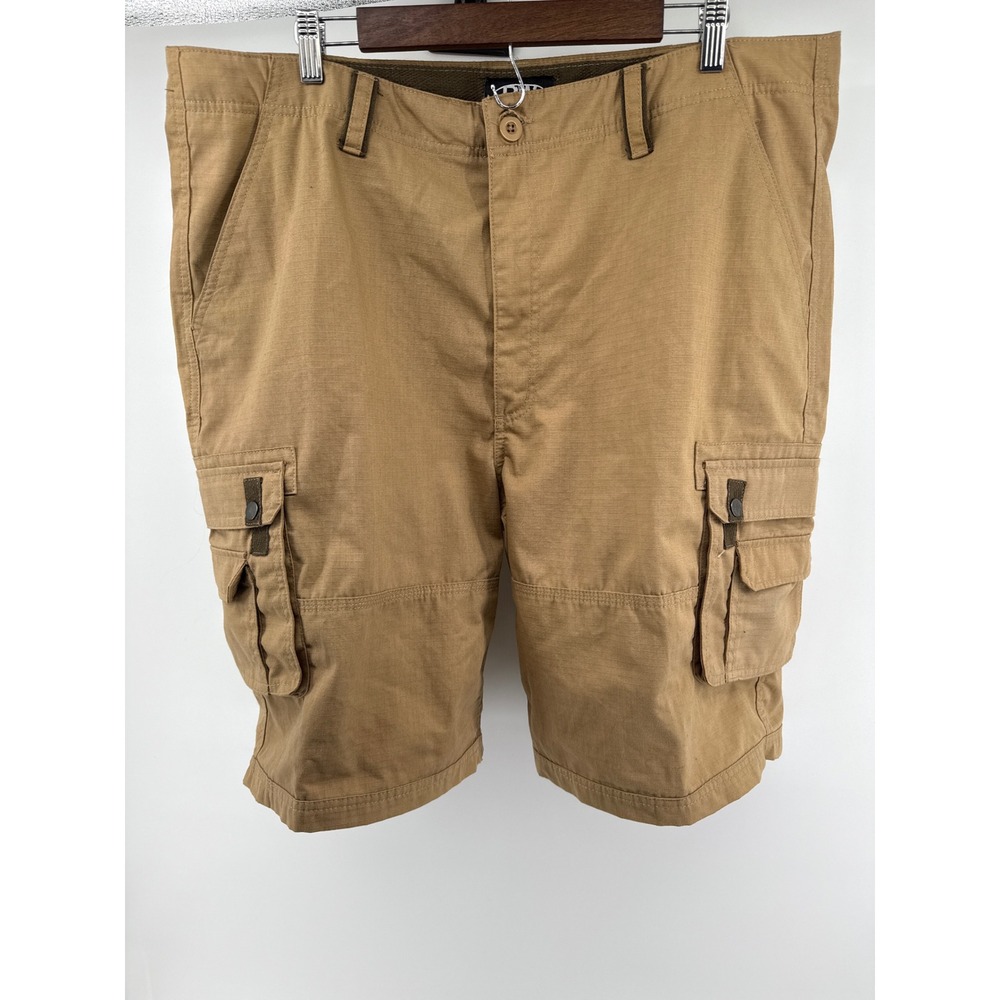 Rugged Wear Mens Cargo Shorts Tan Size 40 Cotton Utility Pockets Casual Outdoor